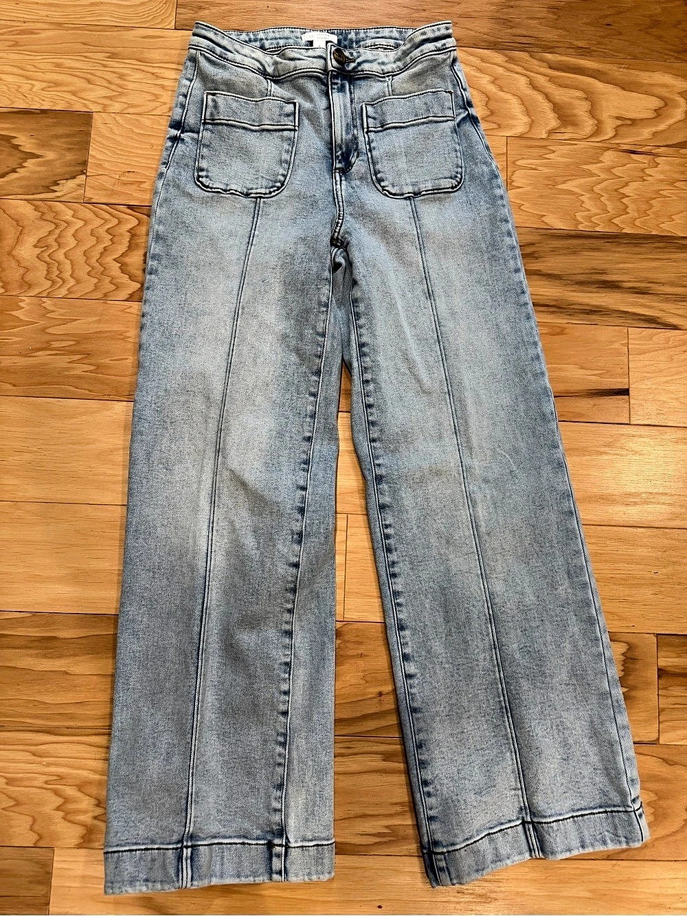 LC Lauren Conrad Women’s Size 8 Light Wash Wide Leg Jeans Front Pockets